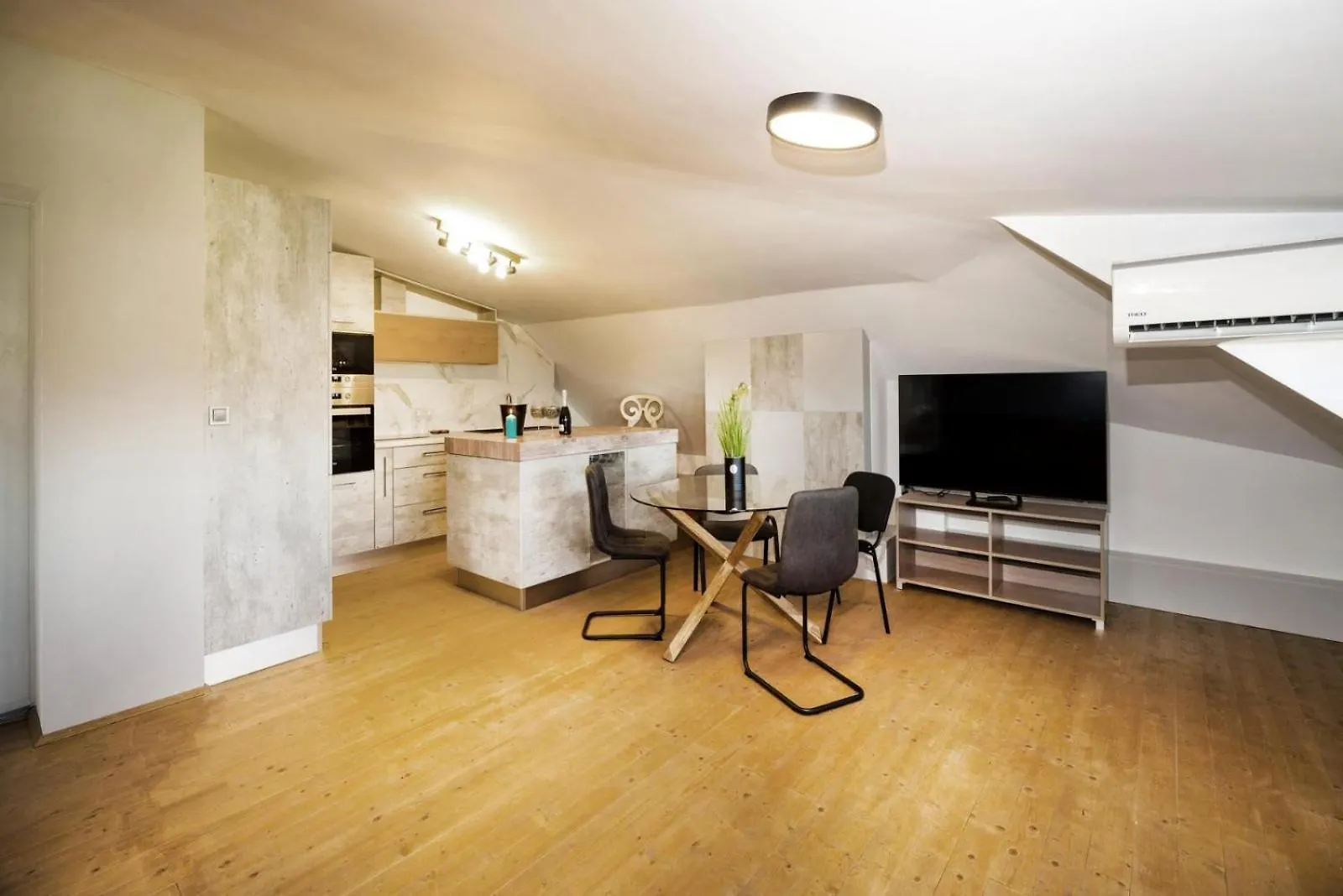 Peace & Quiet Apartment Burgas